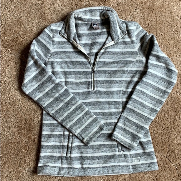 REI Tops - REI Pullover